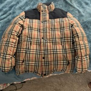 Men’s Small Burberry Reversible Puffer Coat